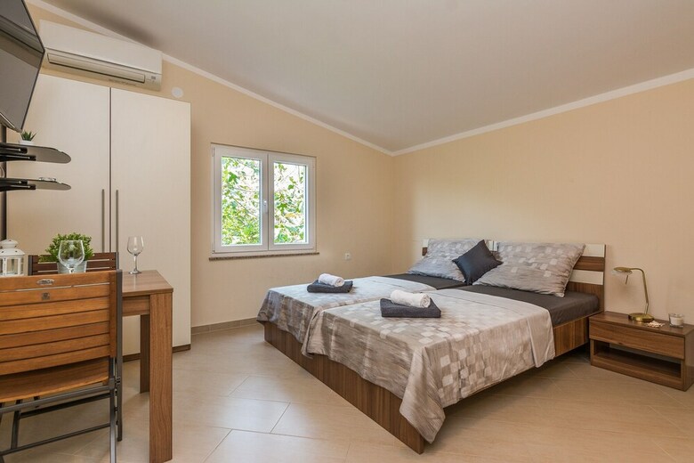 Apartments Bobeta