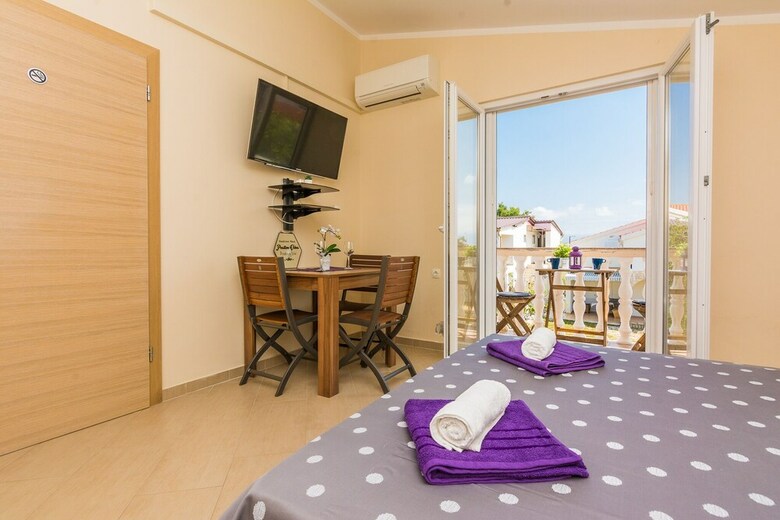Apartments Bobeta