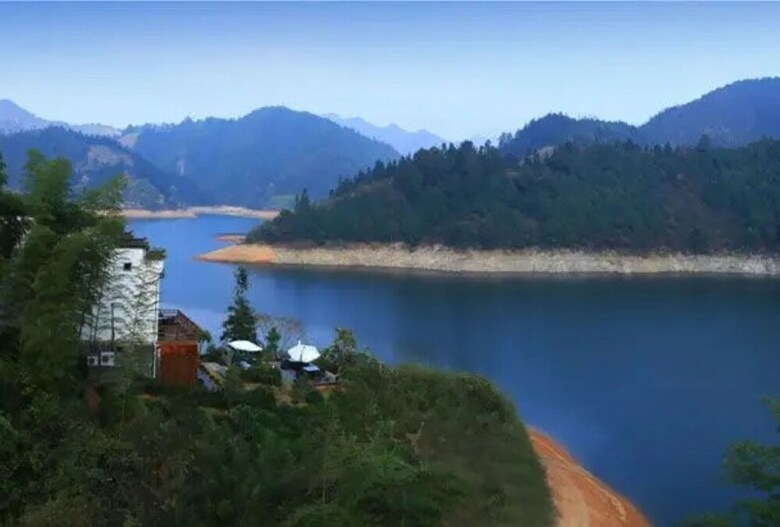 Huangshan Demaotang Hotel