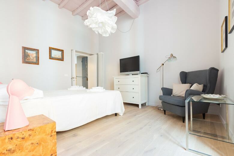 Ideal Apartment Navona Sq