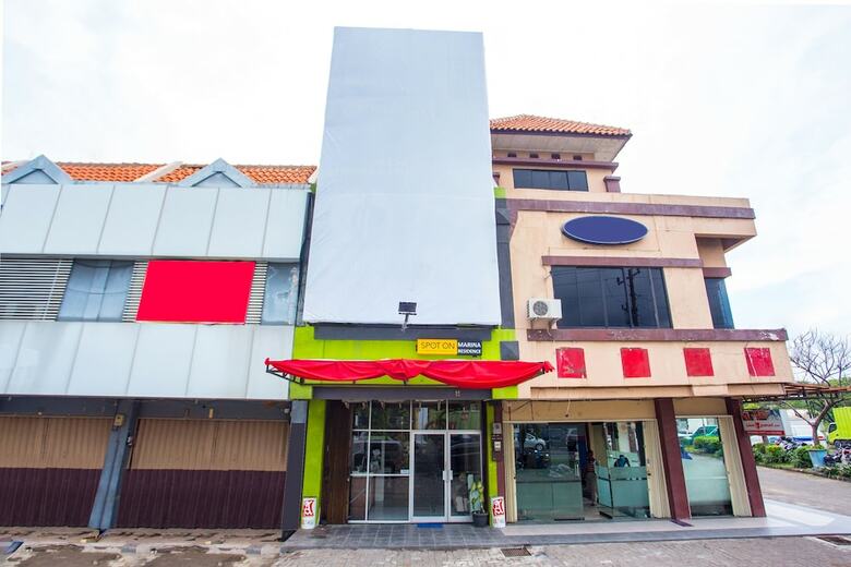 Hostal Capital O 2205 Hotel 3 Intan