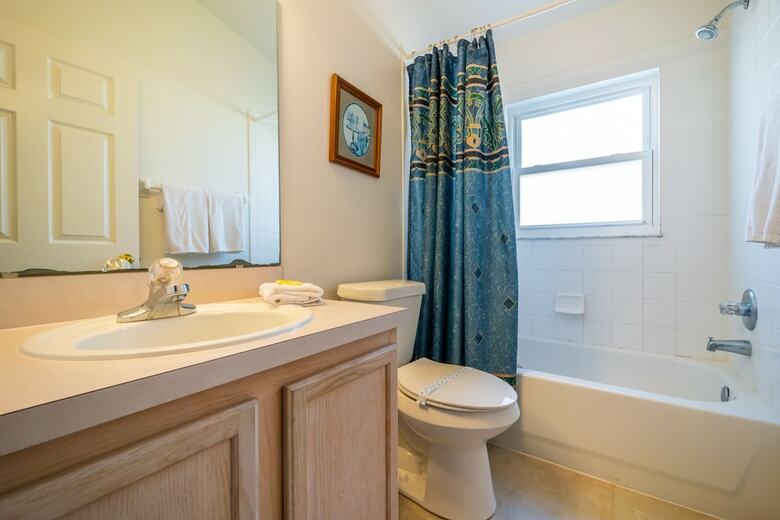 1114 4-bed Pool Home, Liberty Village Kissimmee