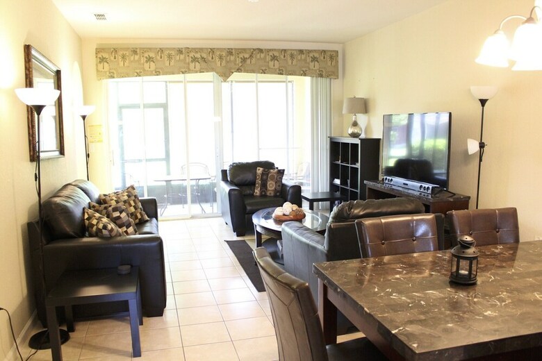 4971 Large Townhome With Great Resort Amenities