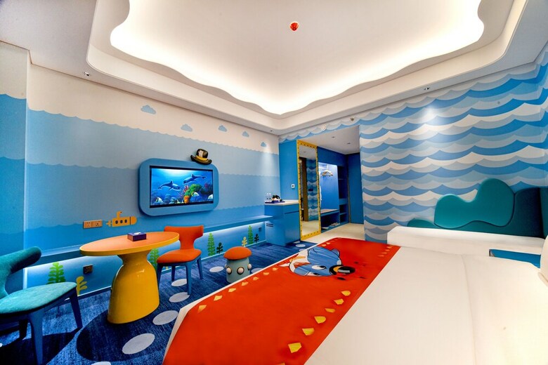 Dolphin Bay Hotel