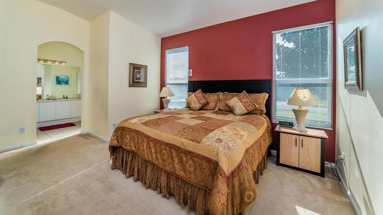8147 Fan Palm Way