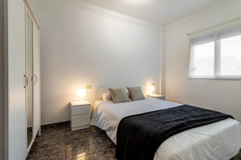 Apartamentos 35010d09 - Lepanto, 10 2c