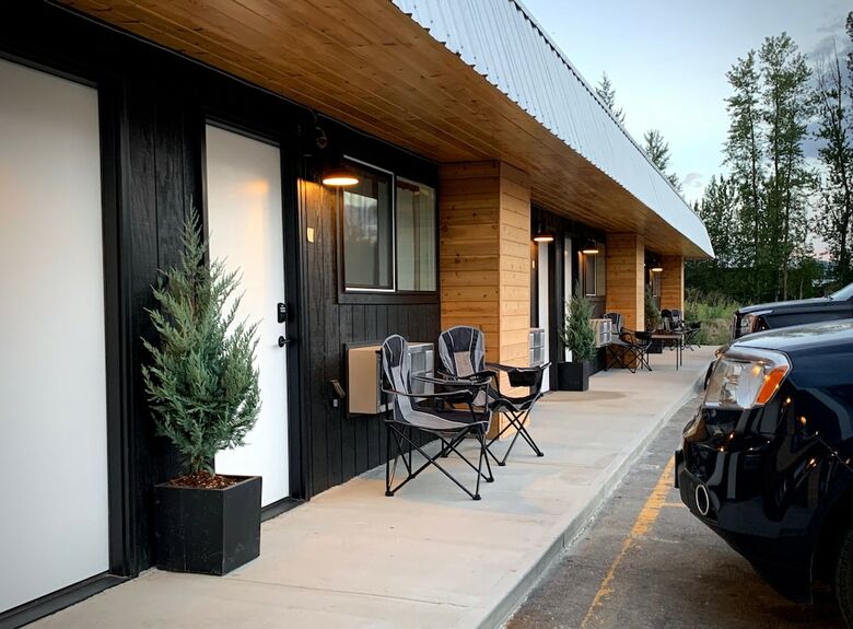 Motel Outdoors Inn