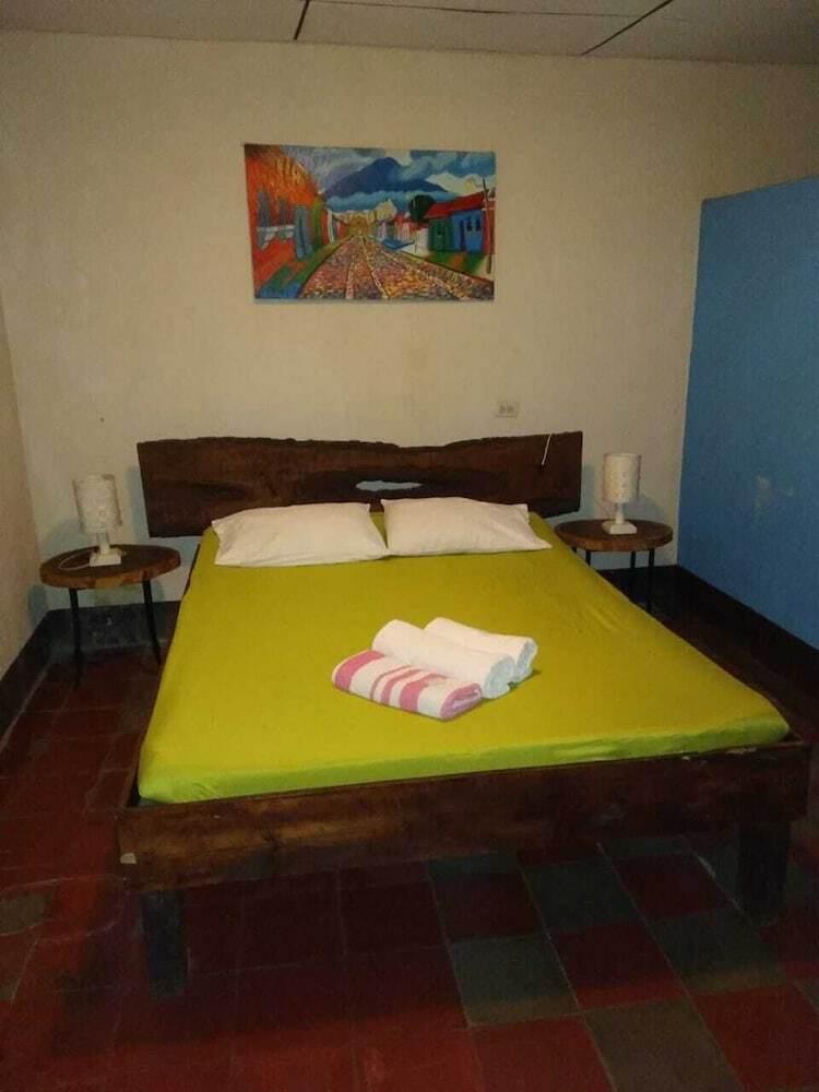 Hotel Harvest House Leon