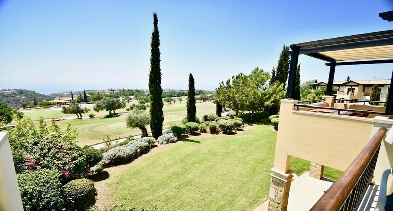 Apartment B11 - Hera