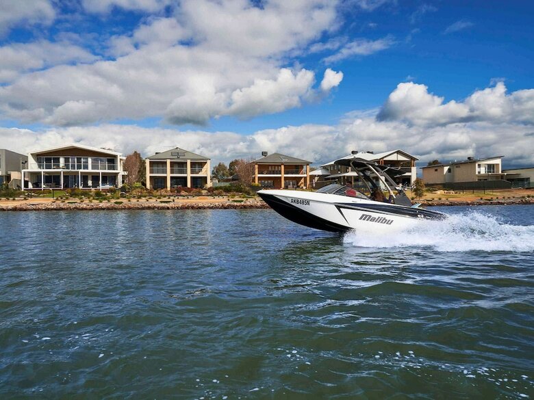 Hotel The Sebel Yarrawonga Silverwoods
