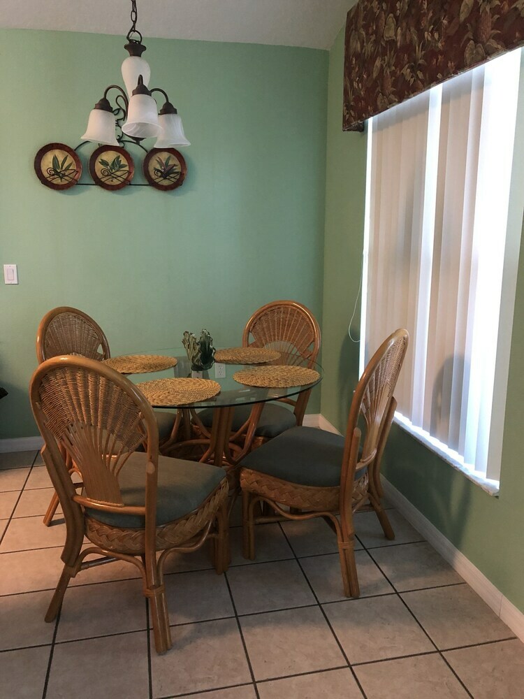 4br Sanctuary Pool Home 644 By Ovrh