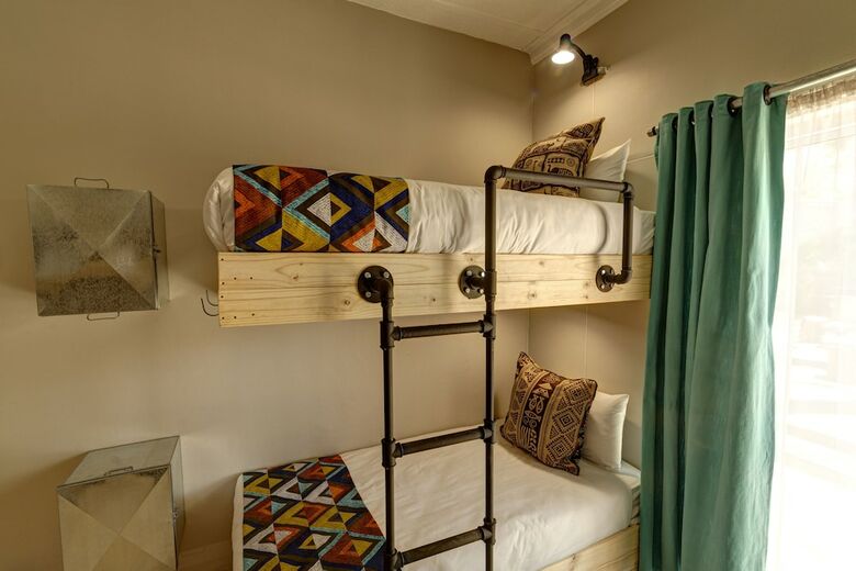 Hostal Naankuse Travellers Inn - Hostel