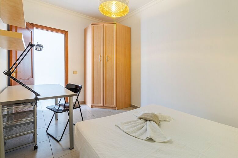 Apartamentos 35010c01 - Vergara 64, 4�b