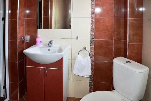 Hostal Villa Joy