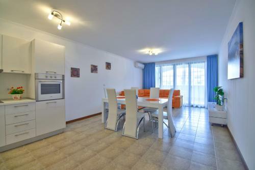 Casa Real Apartments