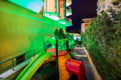 Jbh Hotel