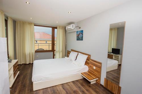 Jbh Hotel