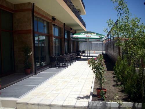 Serenity Hotel