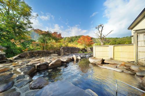 Semi Onsen Yamabuki No Hana