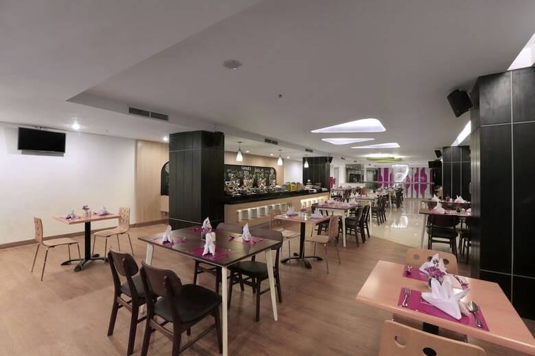 Sunshine Inn Hotel Bekasi