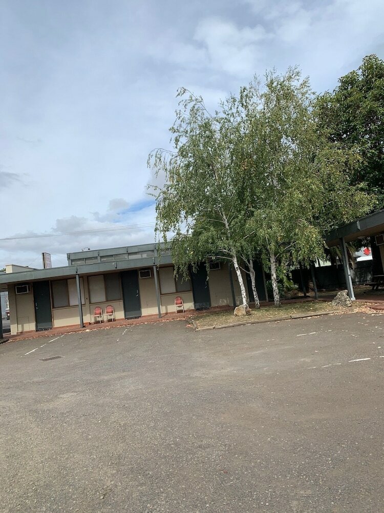 The Caledonian Hotel Motel