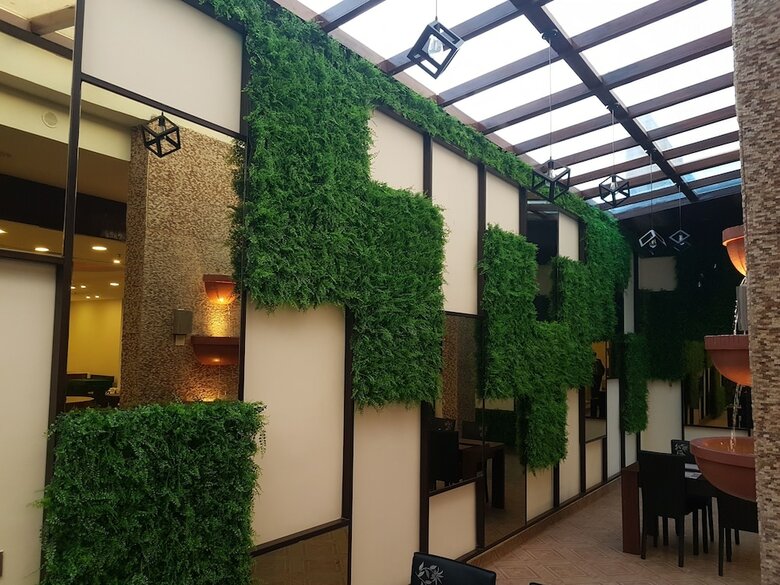 Laperla Hotel