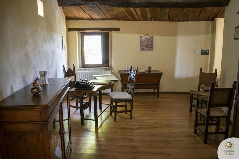 Villa Borgo Pietra Antica