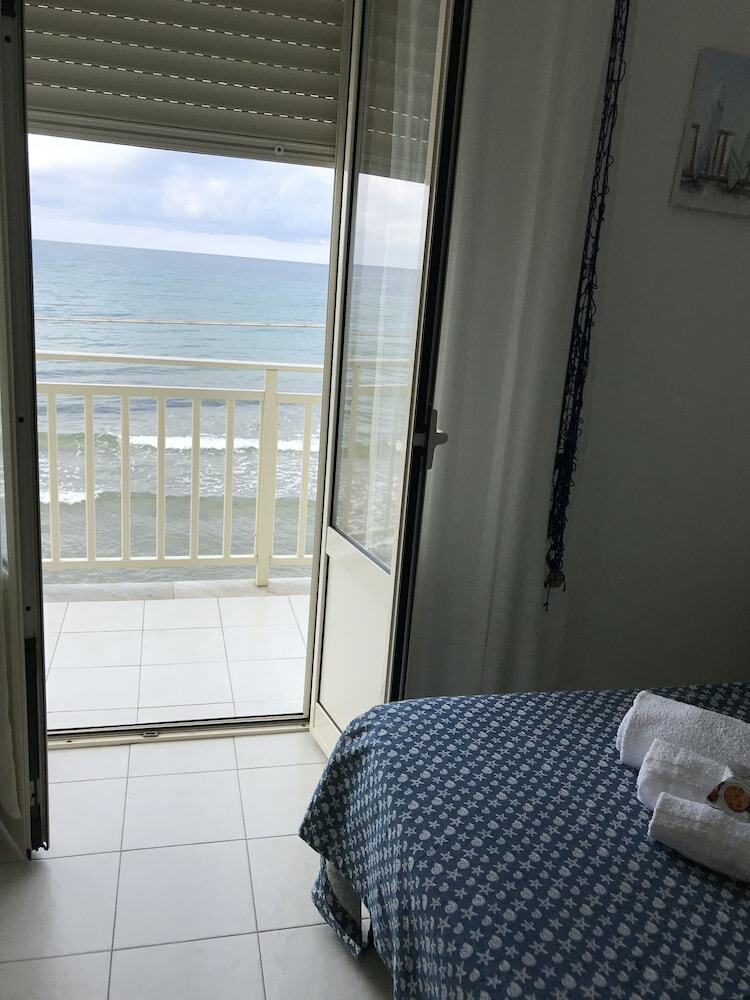 Bed & Breakfast La Battigia