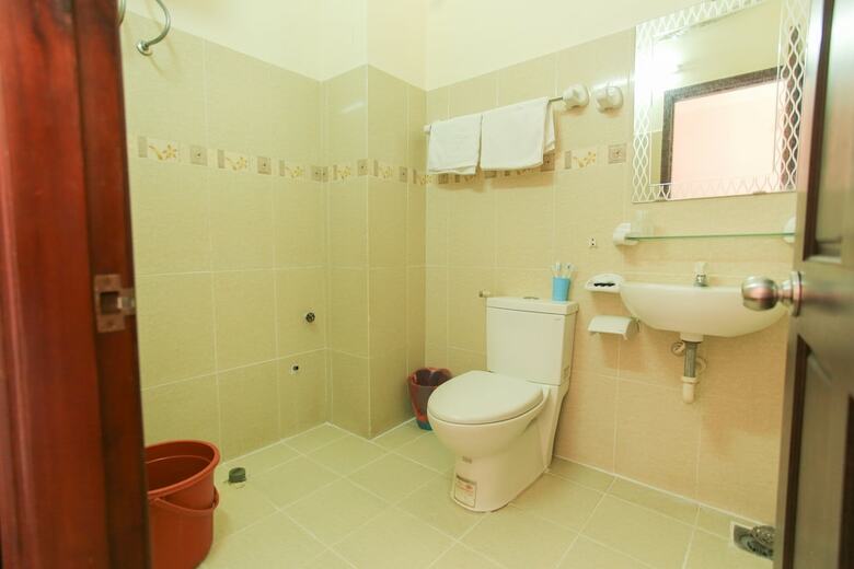 Oyo 1093 Tay Hai Hotel 2