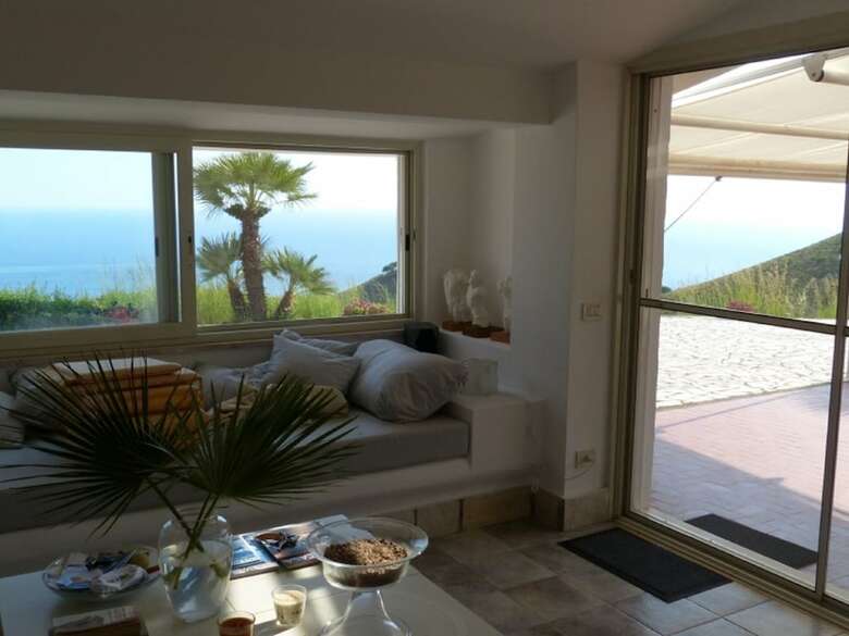Cozy Villa In Sperlonga With Garden