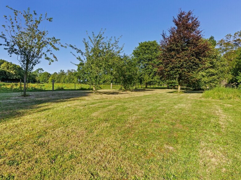 Holiday Home In Le Manoir With Jacuzzi In Summer