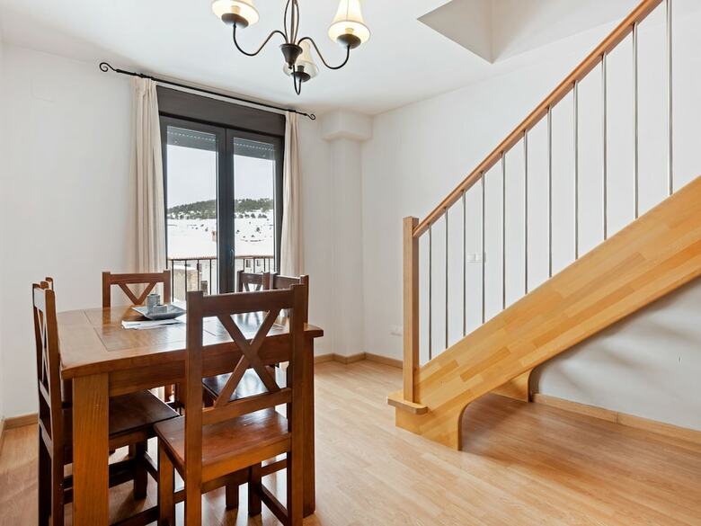 Graceful Apartment In Gudar With Heating