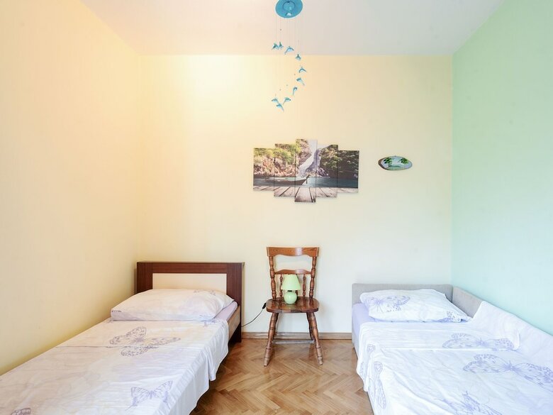 Serene Holiday Home In Pridraga With Private Garden