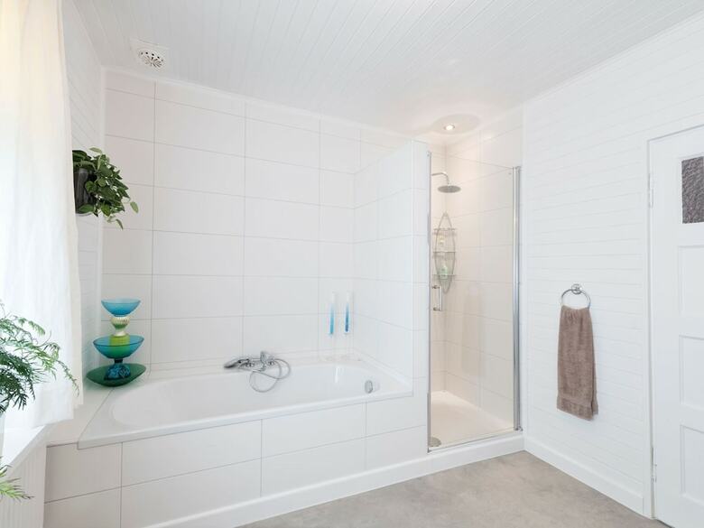 Spacious Villa In Broekhuizenvorst With Terrace