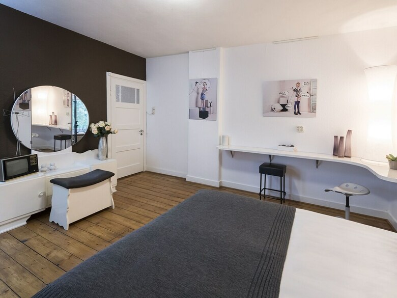 Spacious Villa In Broekhuizenvorst With Terrace