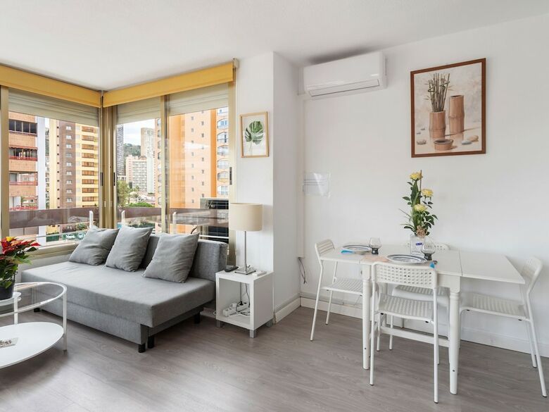 Modern Apartment In Benidorm With Shared Swimming Pool