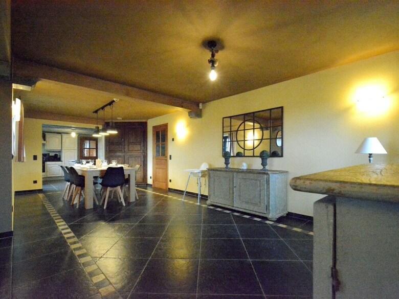 Spacious Holiday Home In Nafraiture With Garden