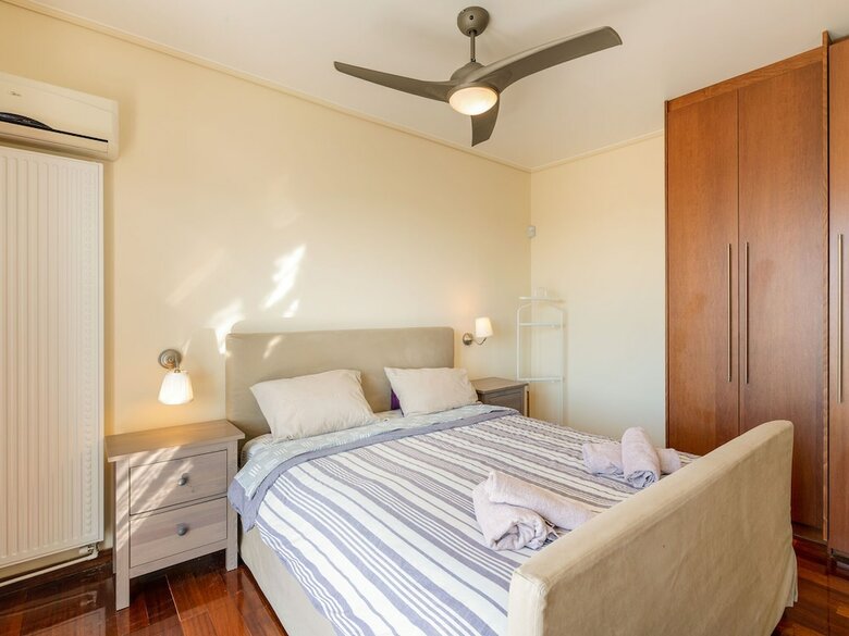 Spacious Villa In Saronida With Swimming Pool