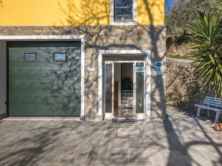 Quaint Holiday Home In Erli With Balcony