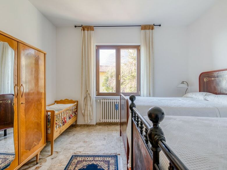 Quaint Holiday Home In Erli With Balcony