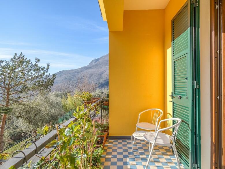 Quaint Holiday Home In Erli With Balcony