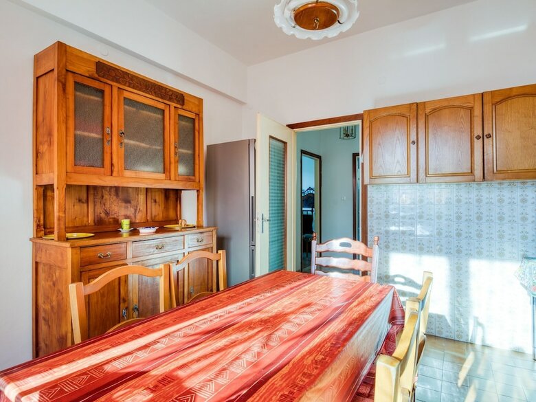 Quaint Holiday Home In Erli With Balcony