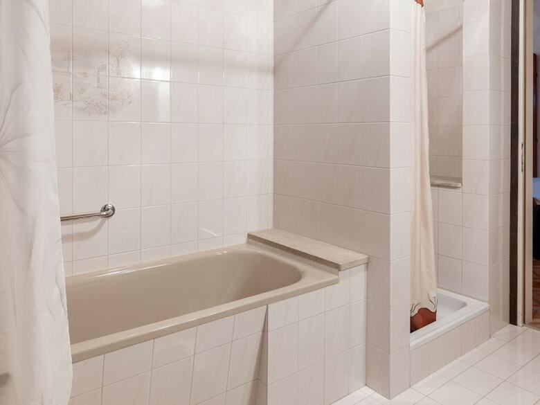 Peaceful Apartment In Pore? With Garden