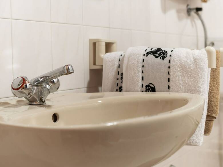 Peaceful Apartment In Pore? With Garden