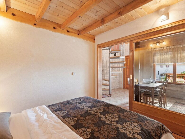 Cabana Lavish Apartment In Polaca With Swimming Pool