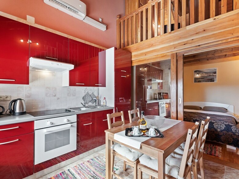 Cabana Lavish Apartment In Polaca With Swimming Pool