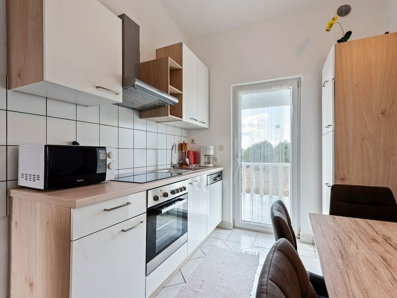 Snug Apartment In Vir With Sea Beach Nearby
