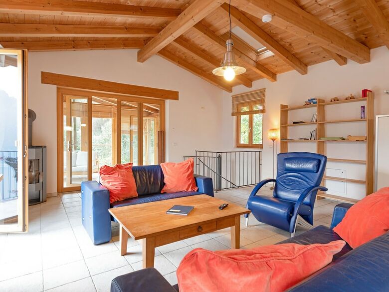 Unique Holiday Home In Bassanega With Garden