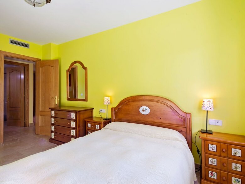 Villa Spacious Apartment In Begur With Swimming Pool
