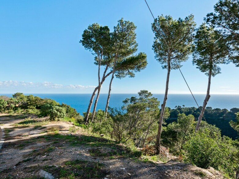 Villa Spacious Apartment In Begur With Swimming Pool